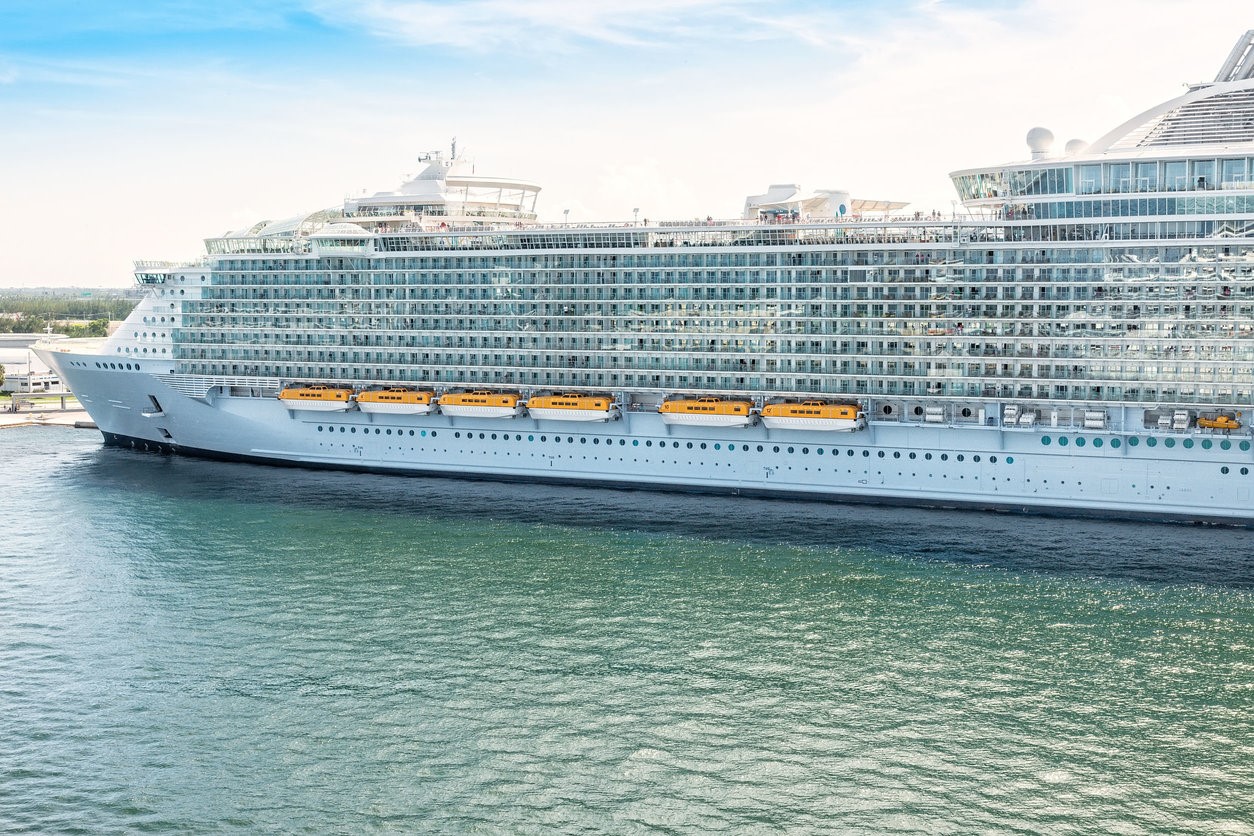 Largest cruise ship ever sets sail on inaugural voyage